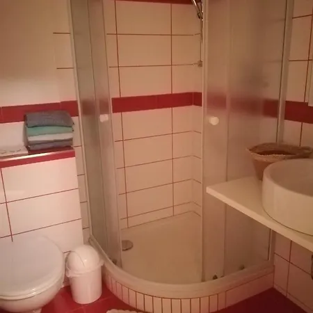 Olma Apartamento Okrug Gornji