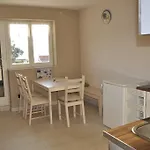 Olma Apartment Okrug Gornji